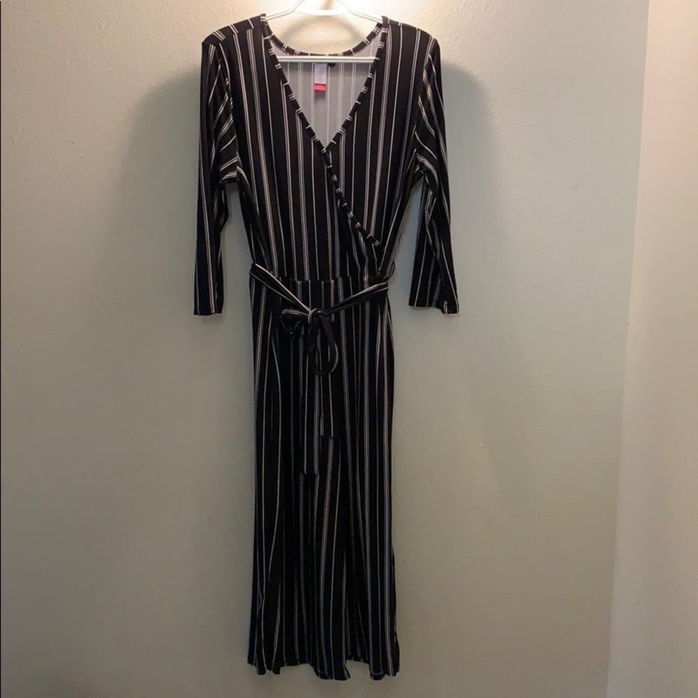 Striped 3/4-Sleeve Jumpsuit